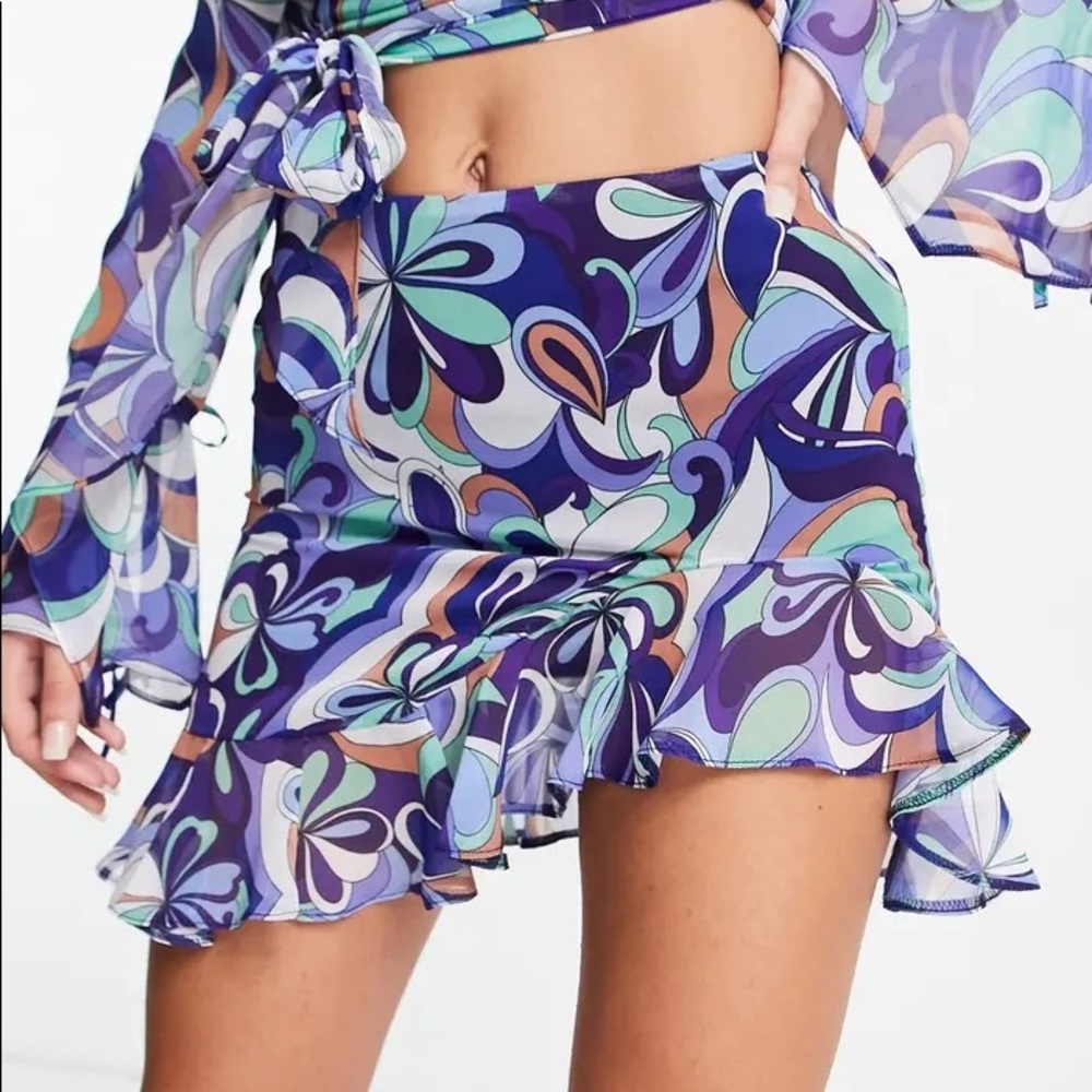NWT ASOS RUFFLE PRINT MINI SKIRT